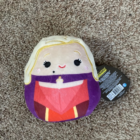 NWT 5” Hocus Pocus Squishmallow Set
Halloween - Picture 7 of 7